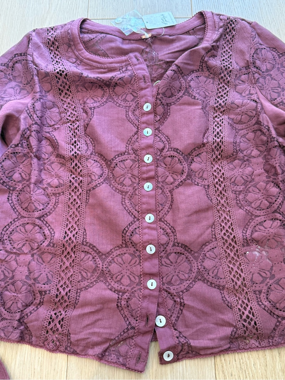RARE NWT Free People Jae Sheer Lace Knit Top Crushed Berry Long Sleeve Bohemian - Picture 5 of 7